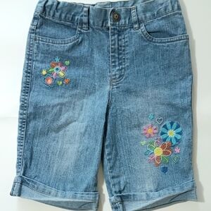 Vintage Girl's Embroidered Bermuda Shorts 5T